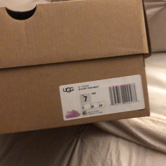 Ugg fluff yeah slides - Picture 6 of 7